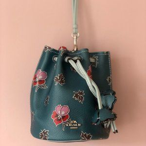 Coach Bucket / Wristlet bag (Authentic)